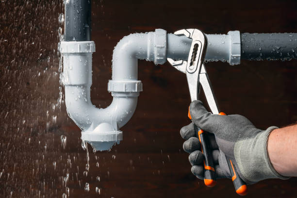 Professional Sewer Line Repair technician working in Clinton, OK